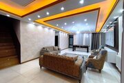ویلا دوبلکس استخردار مبله سه خواب عمارت برکه در چهار باغ