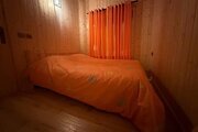 کلبه سوئیسی مبله دوخواب نارنجی در پل سفید