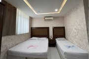 اتاق پنچ نفره در هتل آپارتمان در مشهد