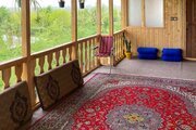 واحد تکخواب حکمت در طبقه اول ویلا روستای داخل پایین