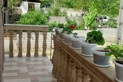 واحد در طبقه دوم ویلای لب رودخونه دردل جنگل اسالم