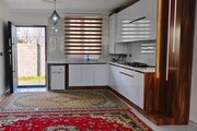 واحد مبله تکخواب در طبقه اول ویلا در لاهیجان | آشپزخانه