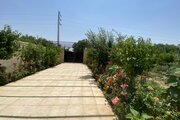 عمارت آرتین استخردار چهار فصل با فوتبال دستی در چهارباغ