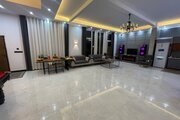 ویلا دوبلکس 4 خواب استخردار مدرن آلوارس در کردان