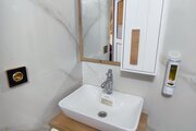 کلبه سوئیسی تک خواب آبشار بیشه در خرم آباد