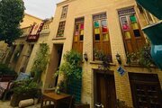 اتاق 2 نفره قجری در اقامتگاه سنتی شیراز