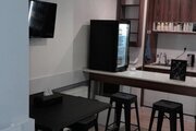 اتاق 208 در مسافرخانه مشهد