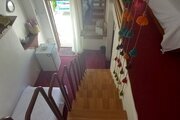 اتاق کرسی در اقامتگاه بوم گردی کرمان
