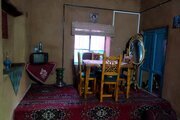 اتاق خانم دوستی بومگردی در شیراز