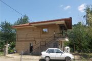 واحد تکخواب مبله در طبقه دوم باغ ویلا