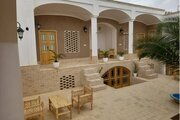 اتاق فرخ بانو در اقامتگاه بومگردی کاشان