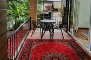 واحد در طبقه دوم ویلای لب رودخونه دردل جنگل اسالم