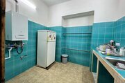واحد سنتی تکخواب ماه نشین در بومگردی کاشان | آشپزخانه 