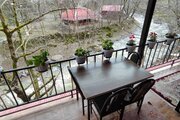 واحد چوبی جنگلی لب رودخونه درماسال