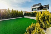 ویلا عمارت استخردار مدرن 3 خواب ترانسیلوانیا در کردان