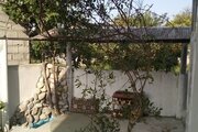 واحد تکخواب مبله در طبقه همکف ویلا نوشهر