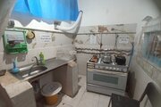 اتاق دل نشین (2) در اقامتگاه بومگردی گلپایگان | آشپزخانه مهمان عمومی 