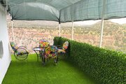سوئیت روف گاردن دار پرتگاه در سی سخت
