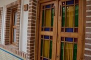 اتاق 4 در طبقه اول اقامتگاه بومگردی نطنز | در ورودی اتاق چهار