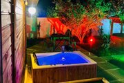 کلبه چوبی جکوزی دار تک خواب وود لند در یاسوج