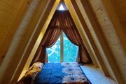 کلبه سوئیسی تک خواب آبشار بیشه در خرم آباد
