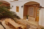 اتاق فرخ بانو در اقامتگاه بومگردی کاشان