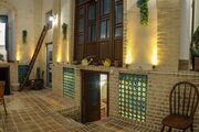 اتاق 8 در اقامتگاه بومگردی قم