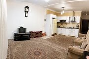 واحد مبله تکخواب در طبقه اول ویلای علی آباد