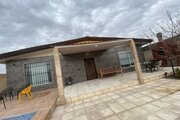 عمارت آرتین استخردار چهار فصل با فوتبال دستی در چهارباغ