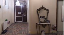اتاق چهار نفره در هاستل در تهران