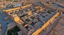 اقامتگاه بومگردی تیزک در ابرکوه