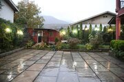 واحد دوخواب در طبقه سوم ویلای کلاردشت