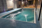 عمارت آرتین استخردار سرپوشیده  در چهارباغ