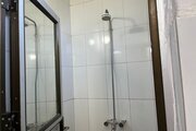 واحد درخشان در طبقه دوم در آستارا