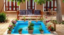 اتاق بی بی سید در اقامتگاه  بومگردی در فارس