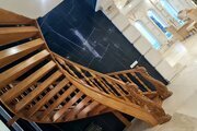 کاخ ویلا دوبلکس استخردار لوکس 4 خواب آبشار در چهارباغ