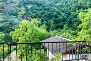 واحد دوخواب طبقه اول در گردنه حیران آستارا