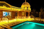 باغ ویلا استخردار سه خواب مبله هخامنش در اصفهان