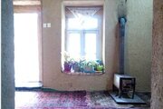 اتاق در اقامتگاه بومگردی در اسفراین