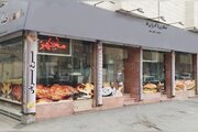 اتاق 303 در مسافرخانه مشهد