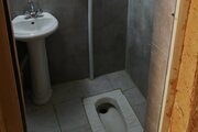اتاق۳ تخته(سه دری) در اقامتگاه بومگردی در سروستان