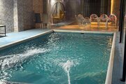 عمارت آرتین استخردار سرپوشیده  در چهارباغ