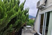 کلبه سوئیسی دوخواب مدرن در نمک آبرود | تراس بالا