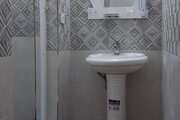 واحد در طبقه دوم ویلای لب رودخونه دردل جنگل اسالم