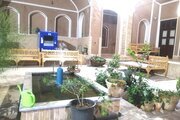 خوابگاه دخترانه 3 نفره قاجار در یزد