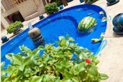 اتاق سه تخته در هتل سنتی در یزد