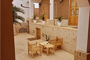 اتاق گوهر در اقامتگاه بومگردی کاشان