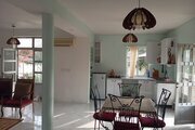 واحد تکخواب مبله در طبقه همکف ویلا نوشهر