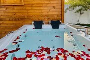 کلبه چوبی جکوزی دار تک خواب وود لند 3 در یاسوج