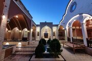 اتاق سه راه رئیس در اقامتگاه بومگردی کاشان
